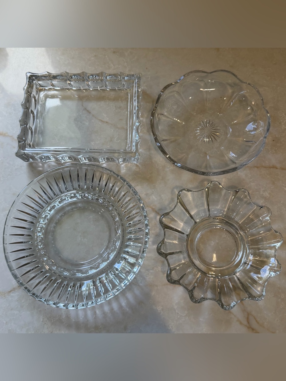 Set Of 4 Piece Vintage Clear Glass Tableware And Accent Pieces